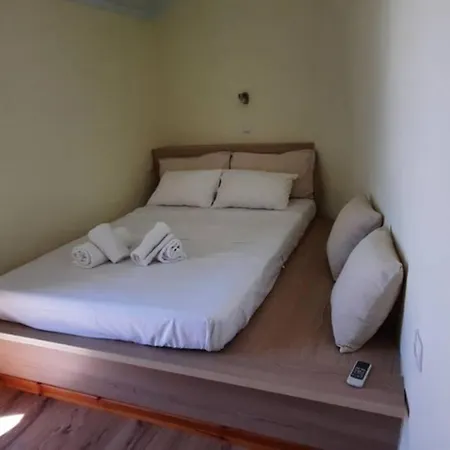 Manto Lefkada Apartment Evgiros