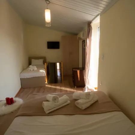 Manto Lefkada * Evgiros